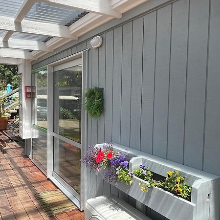 Driftwood Lodge Beachfront, Cable Bay, Coopers Beach, Northland Exterior photo