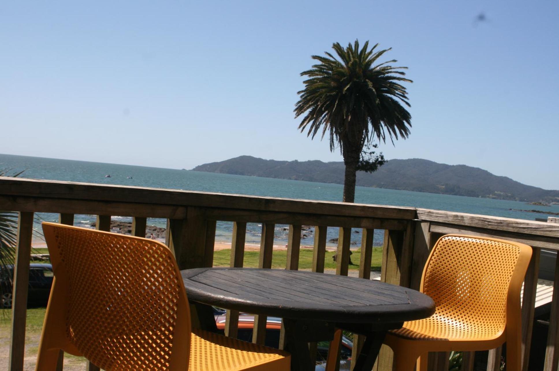 Driftwood Lodge Beachfront, Cable Bay, Coopers Beach, Northland Exterior photo