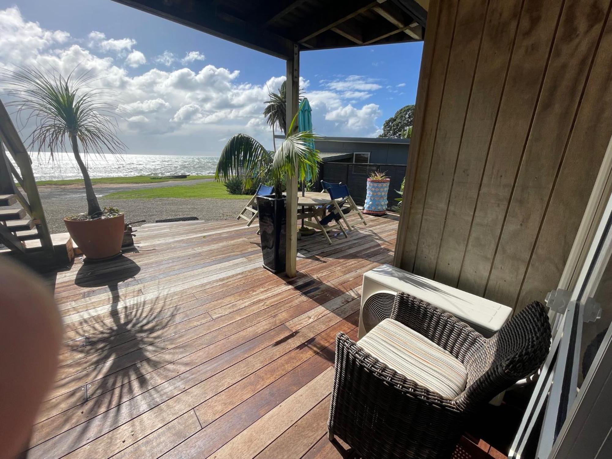 Driftwood Lodge Beachfront, Cable Bay, Coopers Beach, Northland Exterior photo