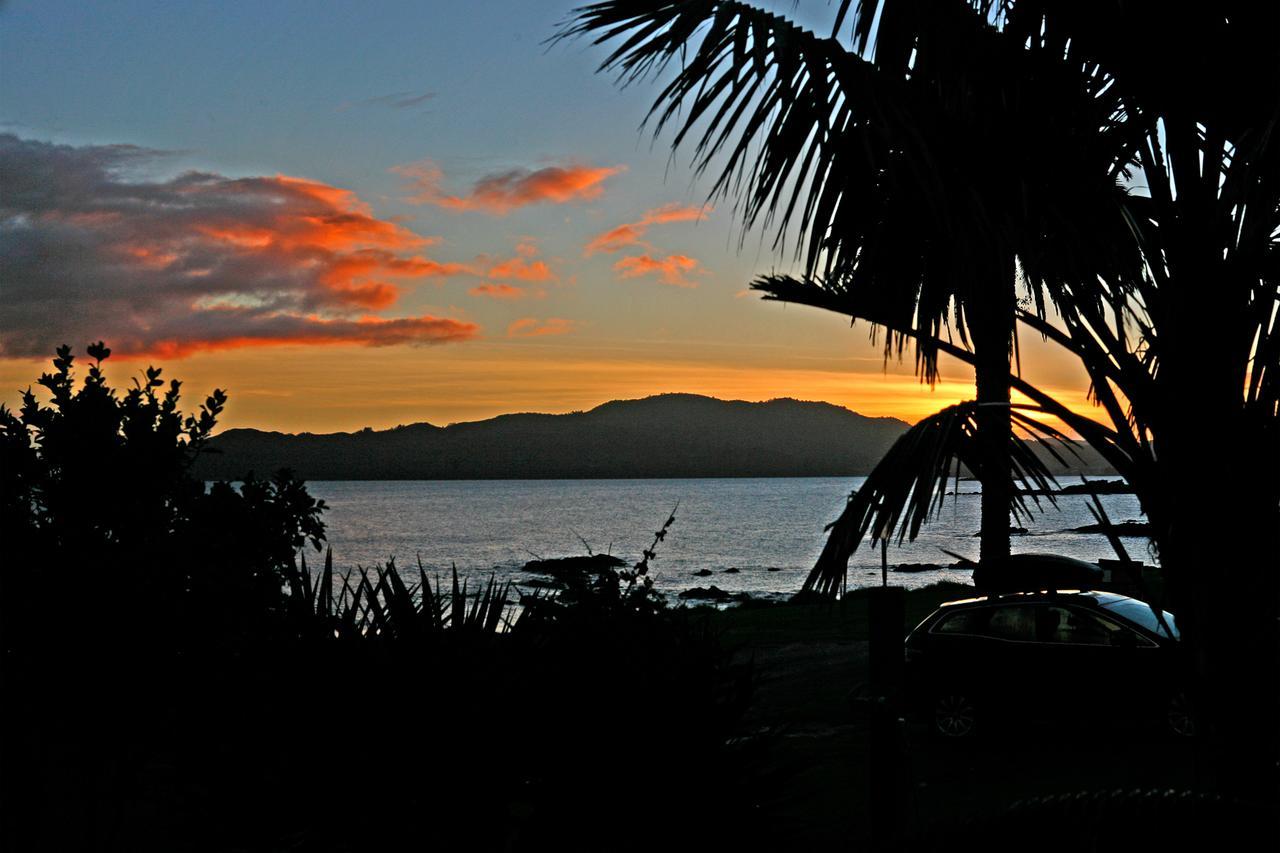 Driftwood Lodge Beachfront, Cable Bay, Coopers Beach, Northland Exterior photo